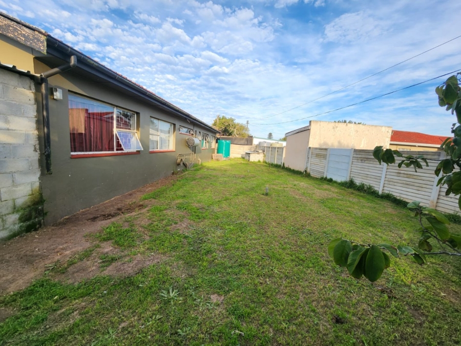 5 Bedroom Property for Sale in Kabega Park Eastern Cape